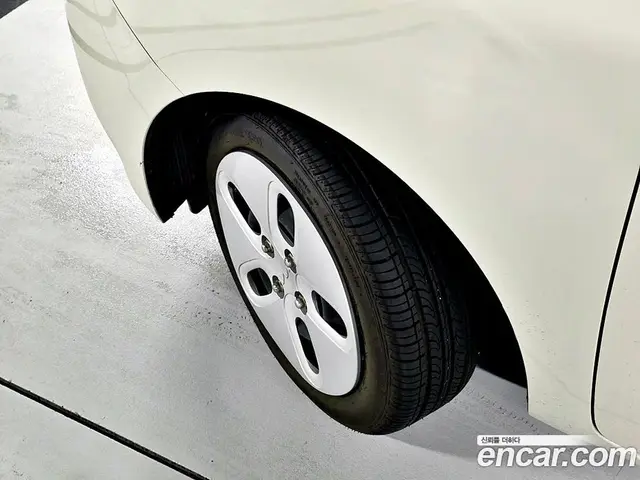 Kia Ray 2023 1.0 автомат (гидро), миниатюра 12
