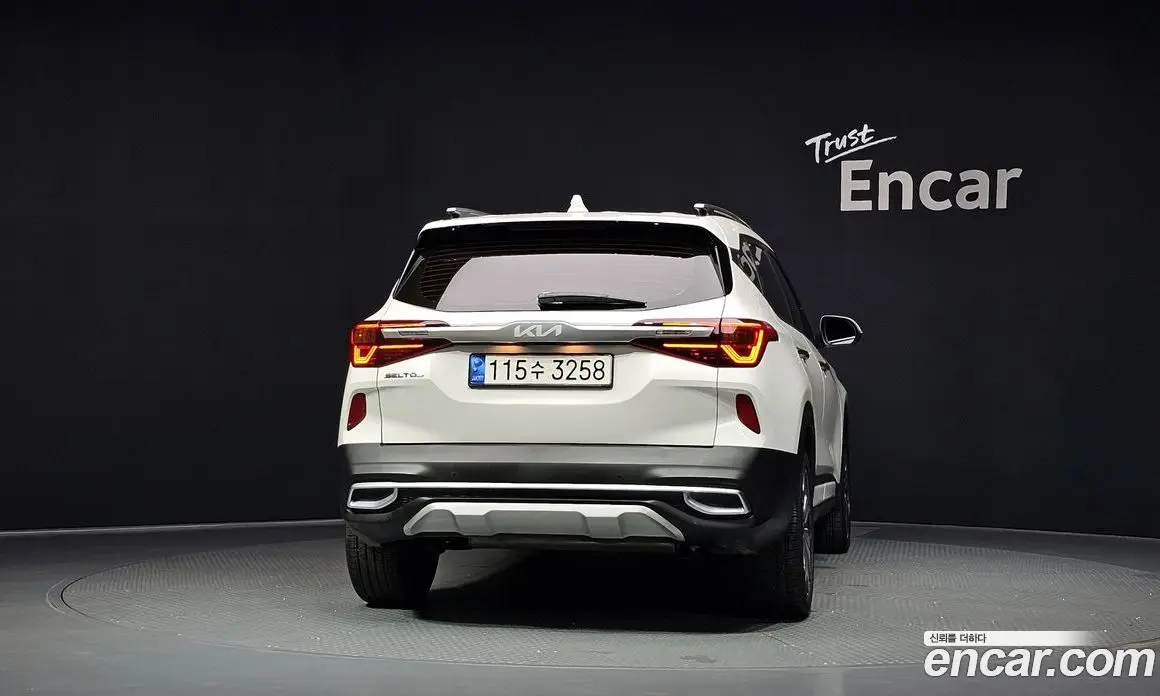 Kia Seltos 2021 1.6 автомат (гидро), фото 4