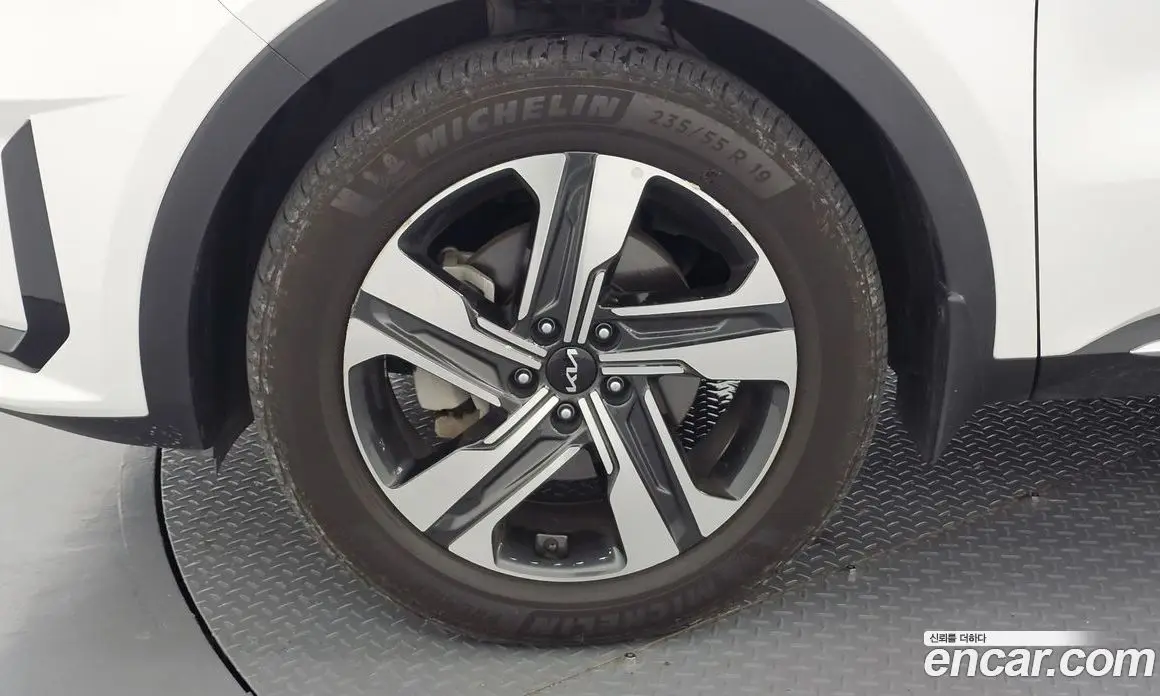 Kia Sorento 2022 1.6 автомат (гидро), фото 5