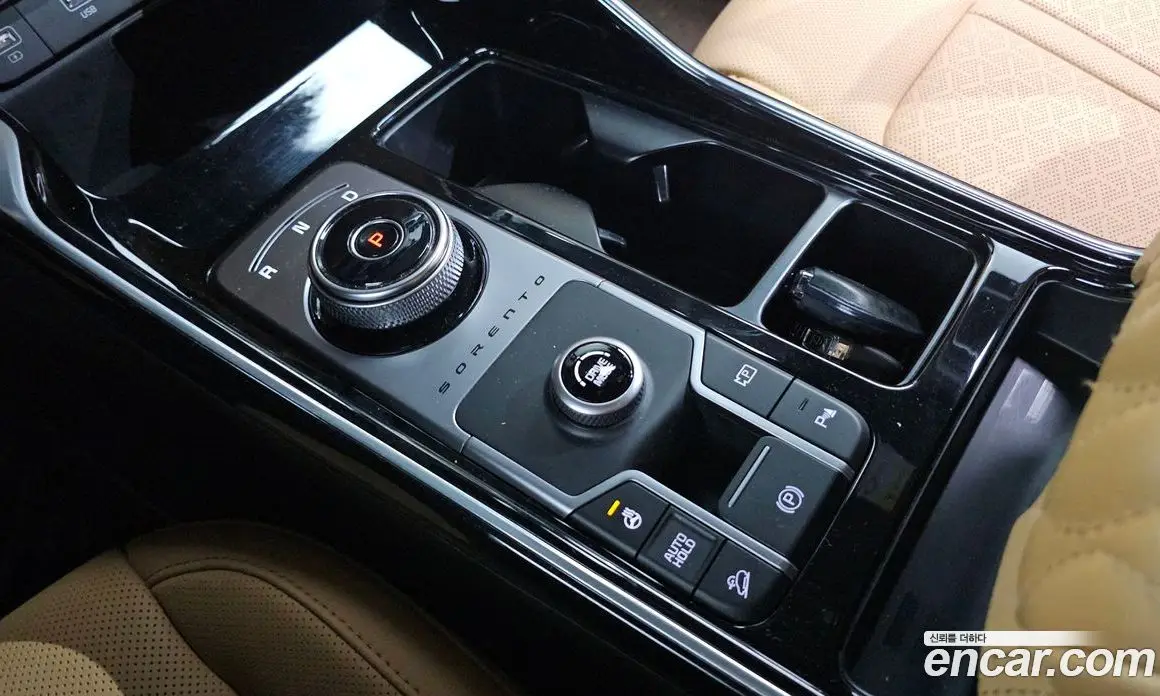 Kia Sorento 2022 1.6 автомат (гидро), фото 9