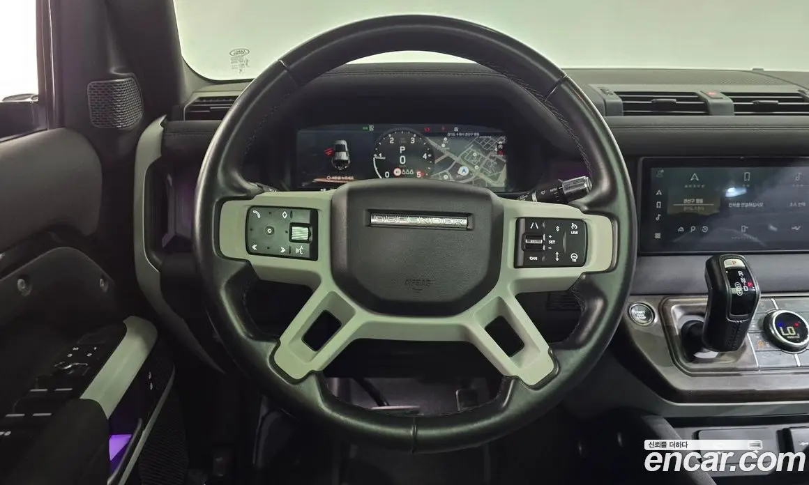 Land Rover Defender 2022 3.0 автомат (гидро), фото 14