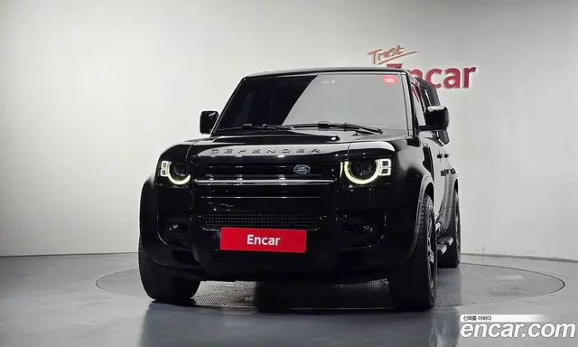Land Rover Defender 2022 3.0 автомат (гидро), миниатюра 3