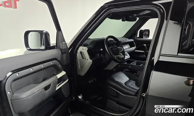 Land Rover Defender 2022 3.0 автомат (гидро), миниатюра 10