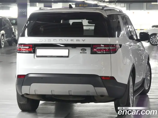 Land Rover Discovery 2017 3.0 автомат (гидро), миниатюра 3 Land Rover Discovery 2017 3.0 автомат (гидро), миниатюра 3