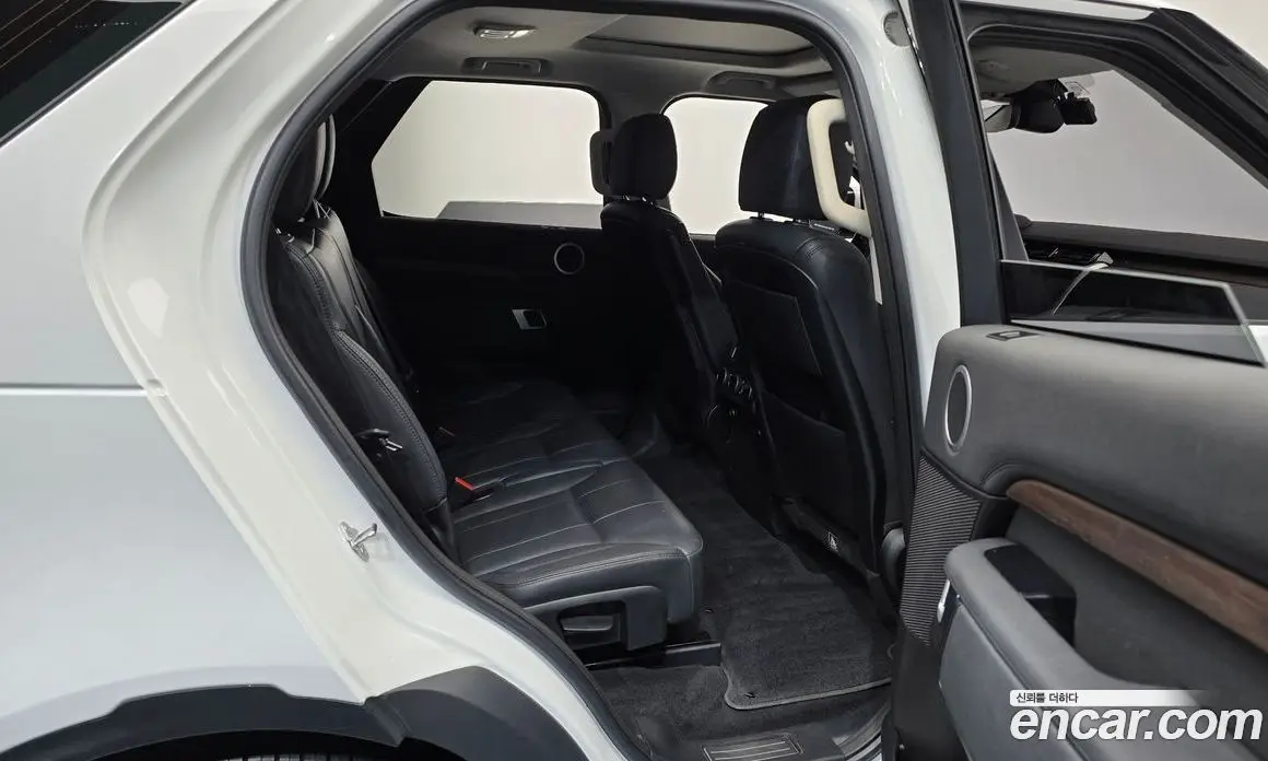 Land Rover Discovery 2018 3.0 автомат (гидро), фото 12