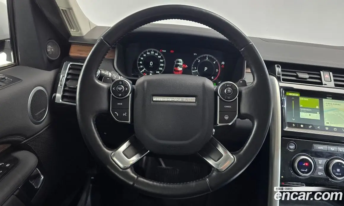 Land Rover Discovery 2018 3.0 автомат (гидро), фото 13