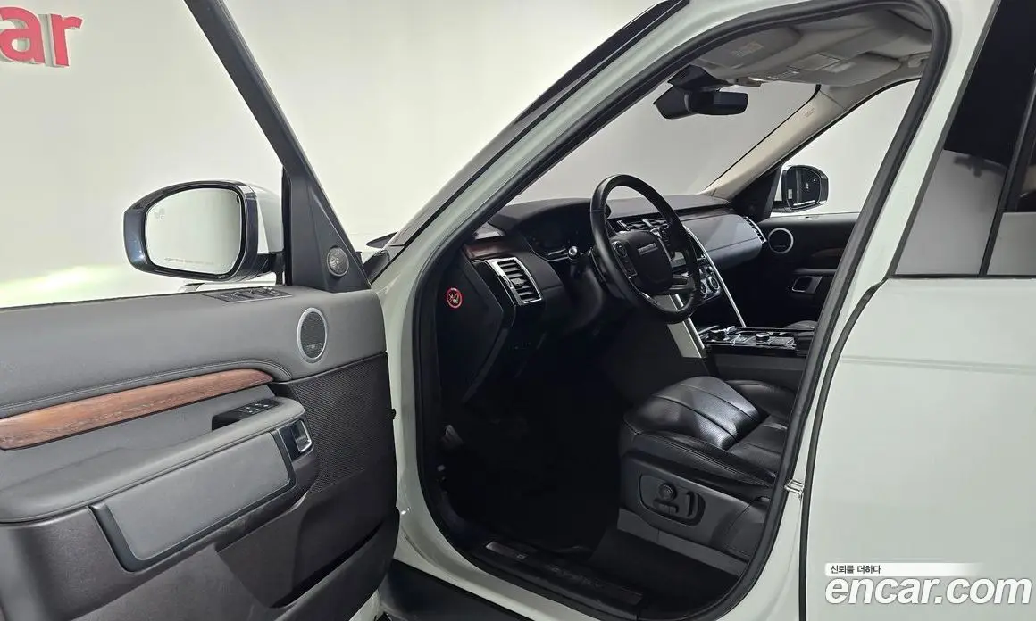 Land Rover Discovery 2018 3.0 автомат (гидро), фото 10