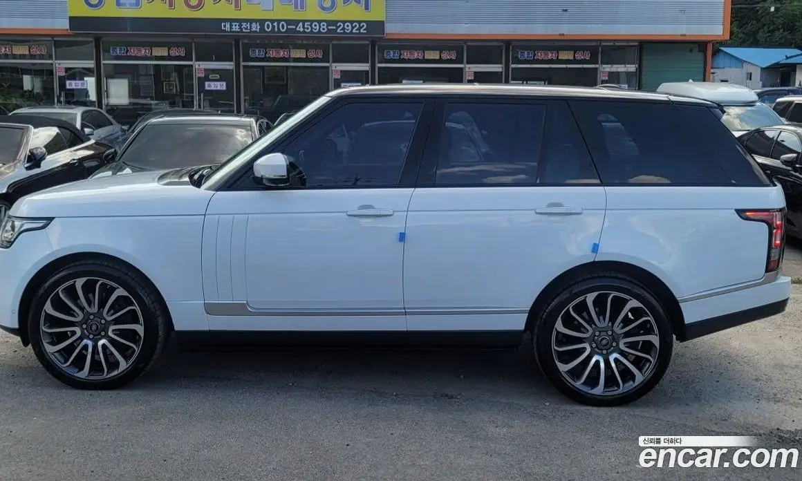 Land Rover Range Rover 2015 5.0 автомат (гидро), фото 19 Land Rover Range Rover 2015 5.0 автомат (гидро), фото 19