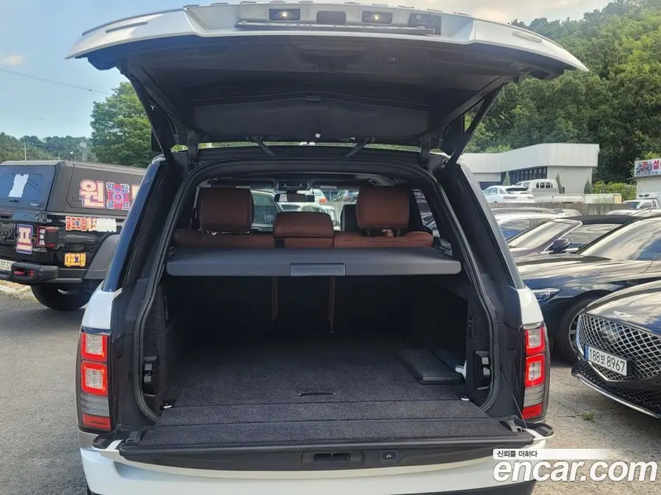 Land Rover Range Rover 2015 5.0 автомат (гидро), фото 20 Land Rover Range Rover 2015 5.0 автомат (гидро), фото 20