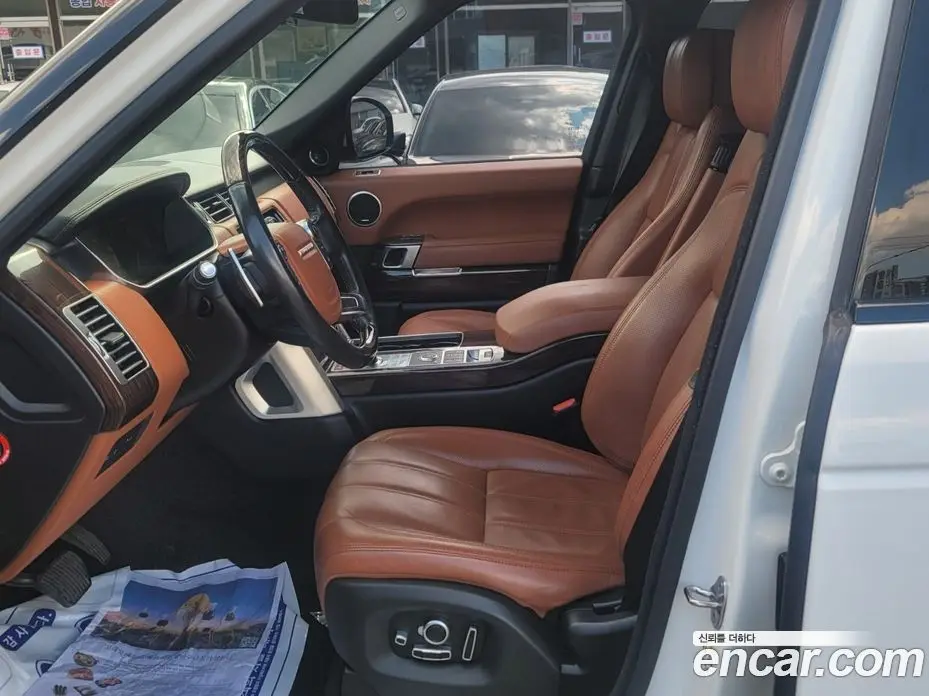 Land Rover Range Rover 2015 5.0 автомат (гидро), фото 10 Land Rover Range Rover 2015 5.0 автомат (гидро), фото 10