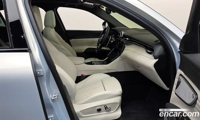 Maserati Grecale 2023 2.0 автомат (гидро), миниатюра 12