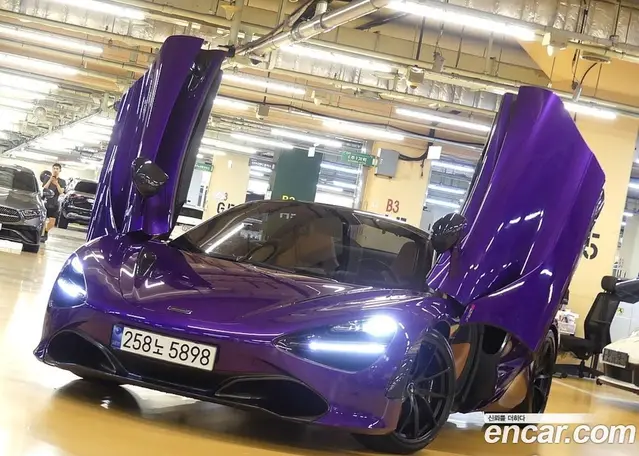 McLaren 720S 2020 4.0 автомат (гидро), миниатюра 3