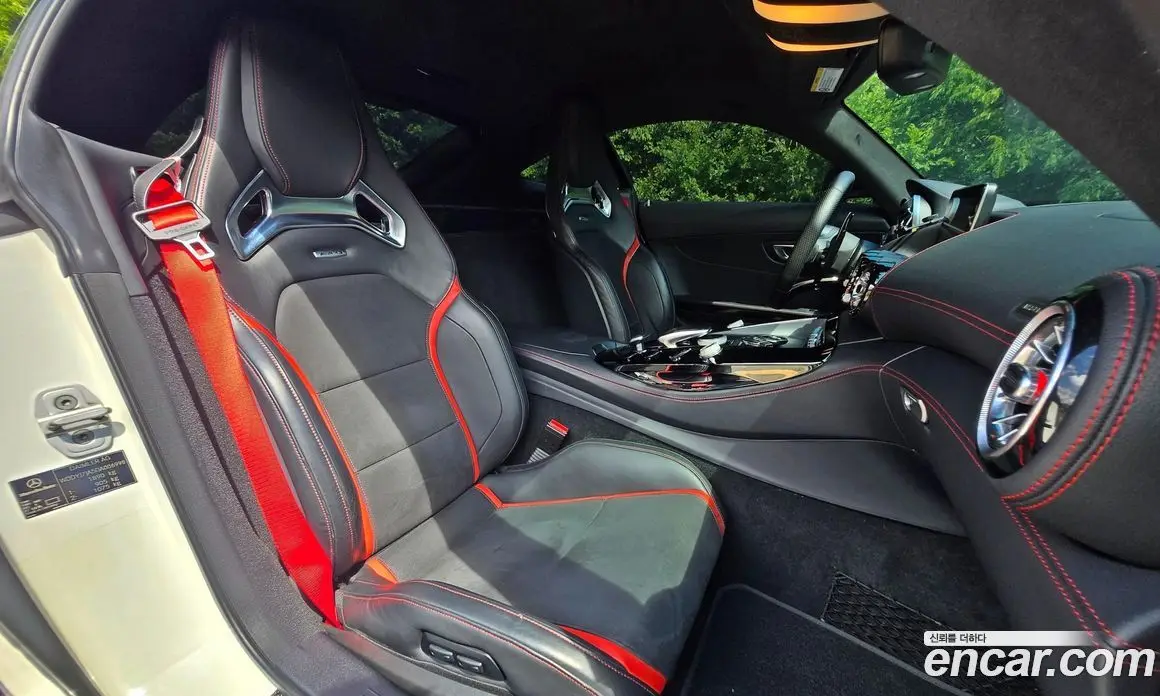 Mercedes-Benz AMG GT 2016 4.0 автомат (гидро), фото 18 Mercedes-Benz AMG GT 2016 4.0 автомат (гидро), фото 18