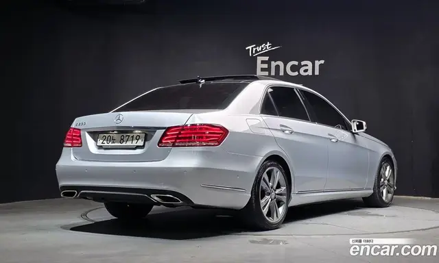Mercedes-Benz E-Class 2014 3.5 автомат (гидро), миниатюра 2