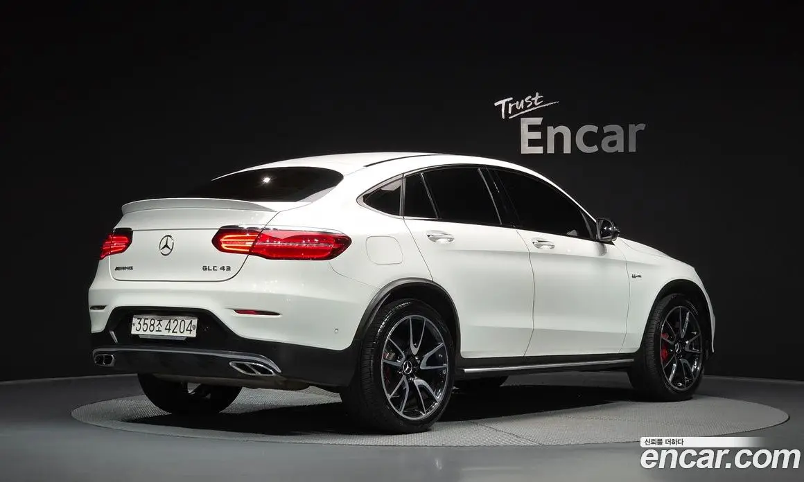 Mercedes-Benz GLC-Class 2017 3.0 автомат (гидро), фото 2 Mercedes-Benz GLC-Class 2017 3.0 автомат (гидро), фото 2