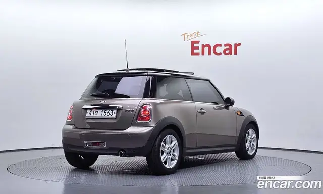 Mini Cooper 2011 1.6 автомат (гидро), миниатюра 2
