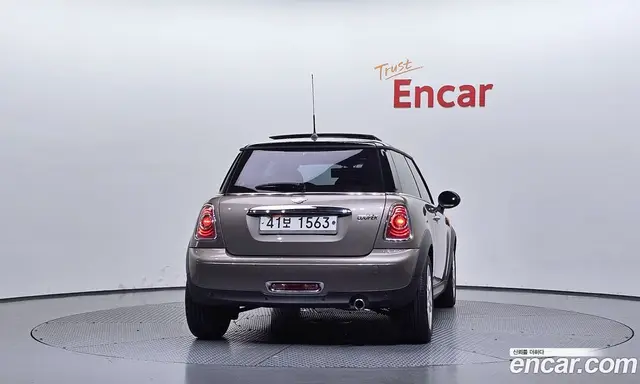 Mini Cooper 2011 1.6 автомат (гидро), миниатюра 4
