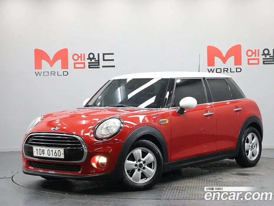 Mini Cooper 2016 1.5 автомат (гидро), фото 1 Mini Cooper 2016 1.5 автомат (гидро), фото 1