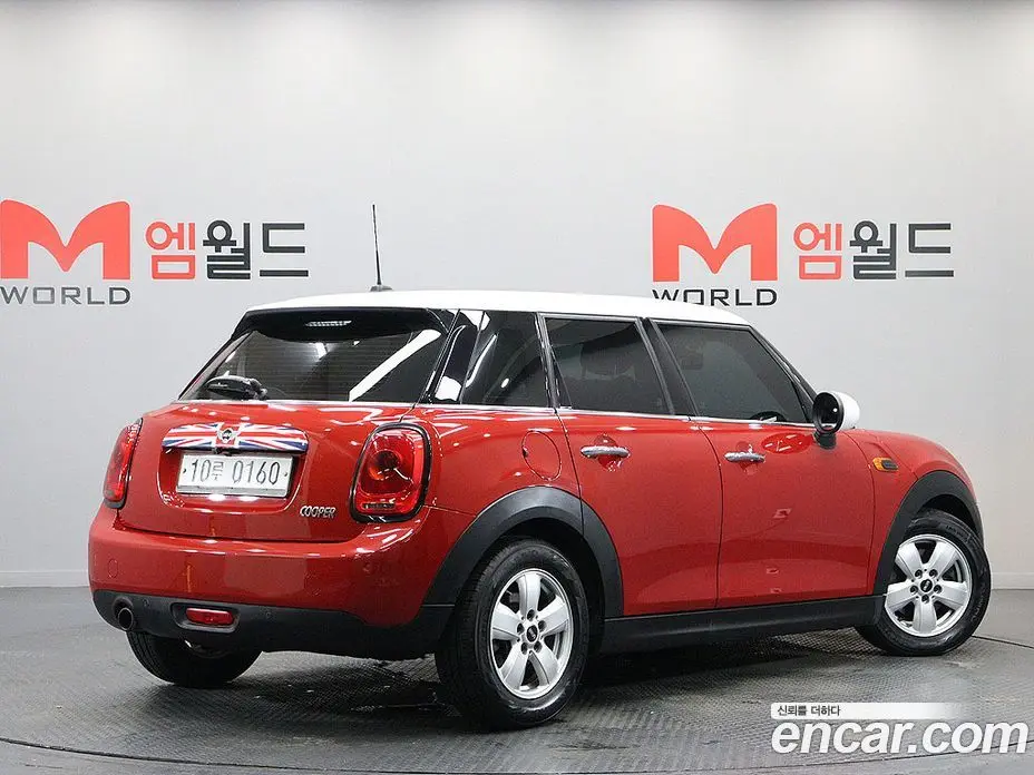 Mini Cooper 2016 1.5 автомат (гидро), фото 3 Mini Cooper 2016 1.5 автомат (гидро), фото 3