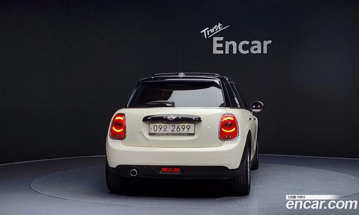Mini Cooper 2018 1.5 автомат (гидро), фото 4 Mini Cooper 2018 1.5 автомат (гидро), фото 4