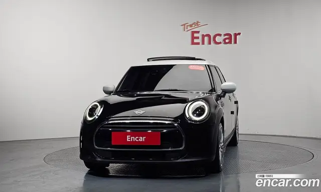 Mini Cooper 2021 1.5 автомат (гидро), миниатюра 2 Mini Cooper 2021 1.5 автомат (гидро), миниатюра 2