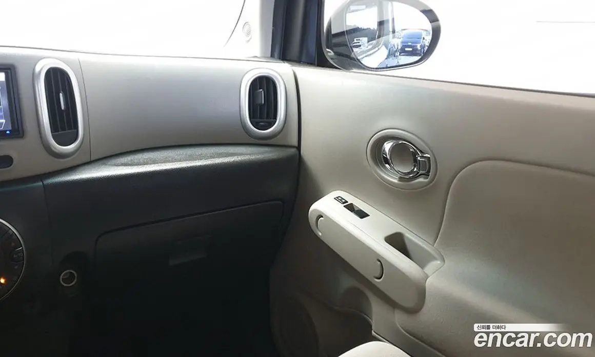 Nissan Cube 2011 1.8 автомат (гидро), фото 11
