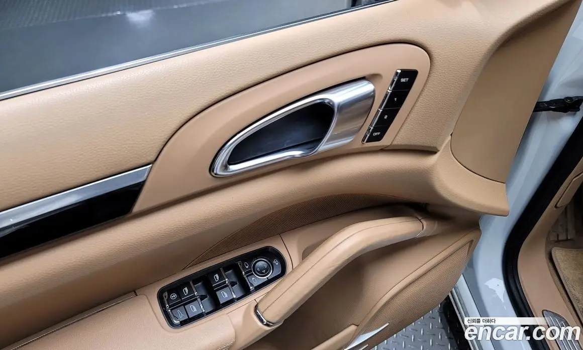 Porsche Cayenne 2012 3.0 автомат (гидро), фото 18 Porsche Cayenne 2012 3.0 автомат (гидро), фото 18