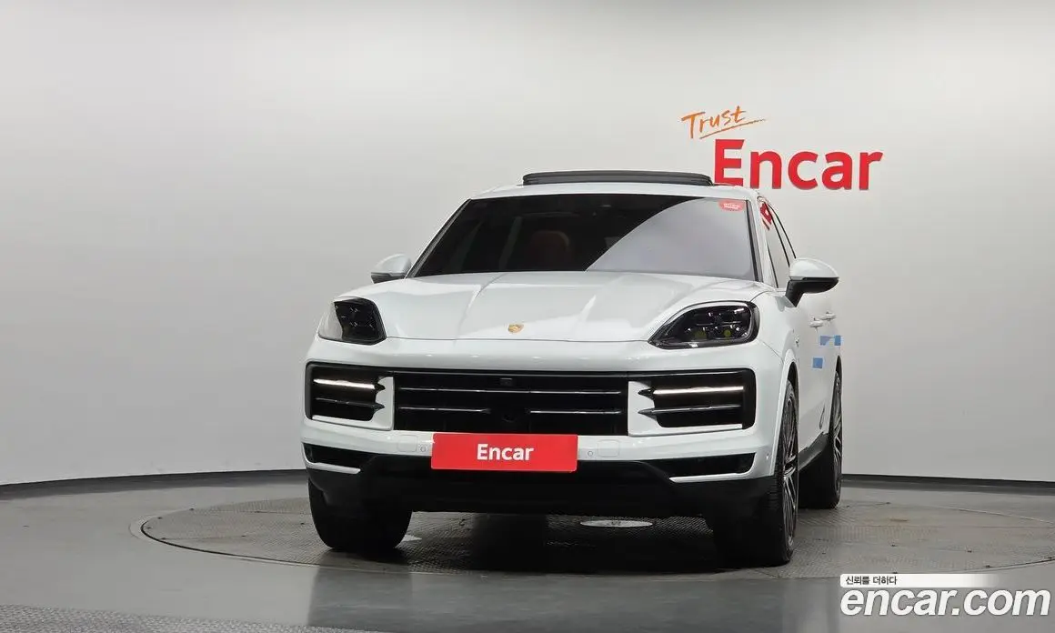 Porsche Cayenne 2024 3.0 автомат (гидро), фото 3 Porsche Cayenne 2024 3.0 автомат (гидро), фото 3