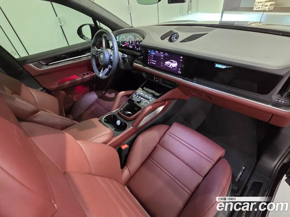 Porsche Cayenne 2025 4.0 автомат (гидро), фото 9 Porsche Cayenne 2025 4.0 автомат (гидро), фото 9