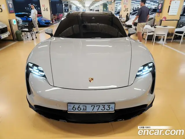 Porsche Taycan, 2022, 46 000 км