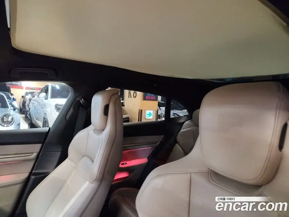 Porsche Taycan 2022 0.1 автомат (гидро), фото 16 Porsche Taycan 2022 0.1 автомат (гидро), фото 16