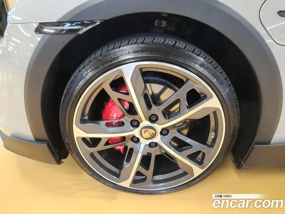 Porsche Taycan 2022 0.1 автомат (гидро), фото 19 Porsche Taycan 2022 0.1 автомат (гидро), фото 19