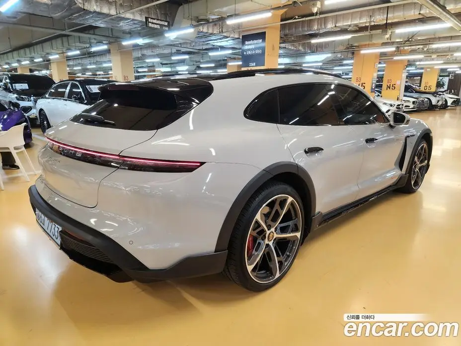 Porsche Taycan 2022 0.1 автомат (гидро), фото 4 Porsche Taycan 2022 0.1 автомат (гидро), фото 4