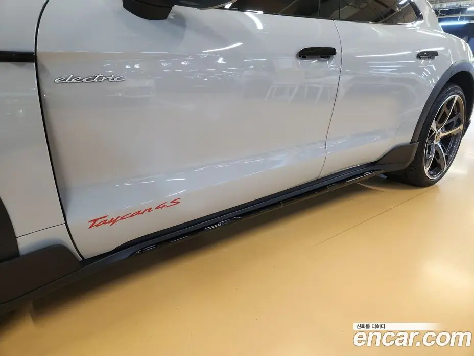 Porsche Taycan 2022 0.1 автомат (гидро), фото 6 Porsche Taycan 2022 0.1 автомат (гидро), фото 6