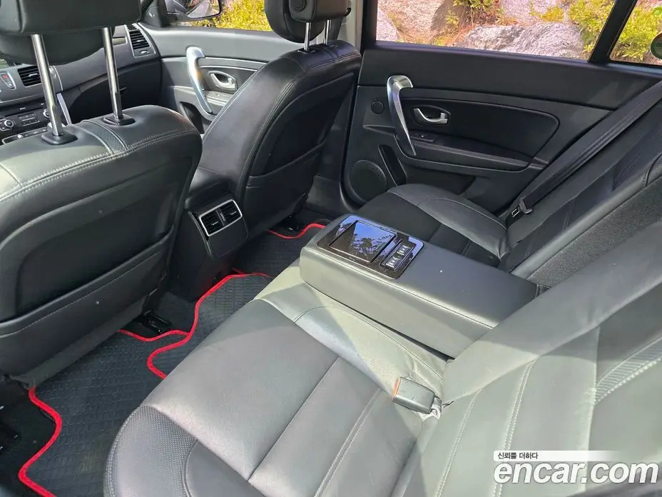 Renault (Samsung) SM5 2015 1.5 автомат (гидро), фото 17 Renault (Samsung) SM5 2015 1.5 автомат (гидро), фото 17