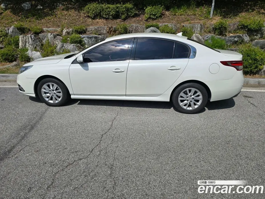 Renault (Samsung) SM5 2015 1.5 автомат (гидро), фото 5 Renault (Samsung) SM5 2015 1.5 автомат (гидро), фото 5