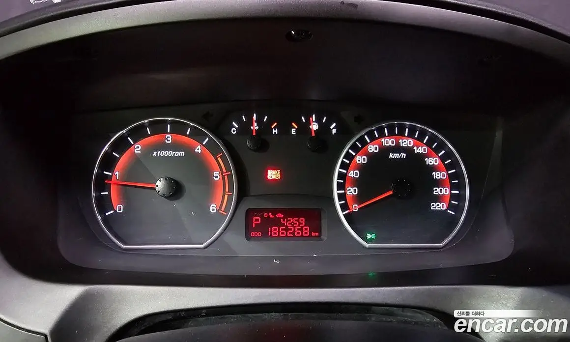 SsangYong Korando 2016 2.0 автомат (гидро), фото 8