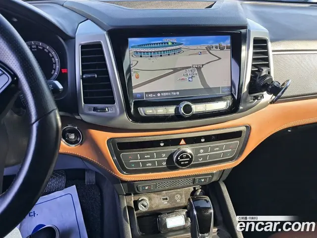SsangYong Rexton 2018 2.2 автомат (гидро), миниатюра 10