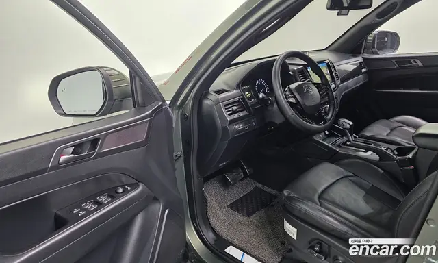 SsangYong Rexton 2021 2.2 автомат (гидро), миниатюра 11 SsangYong Rexton 2021 2.2 автомат (гидро), миниатюра 11
