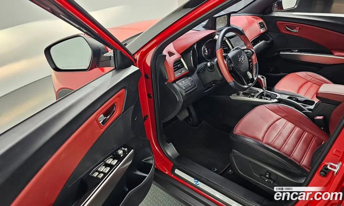 SsangYong TIBOLI 2015 1.6 автомат (гидро), фото 10