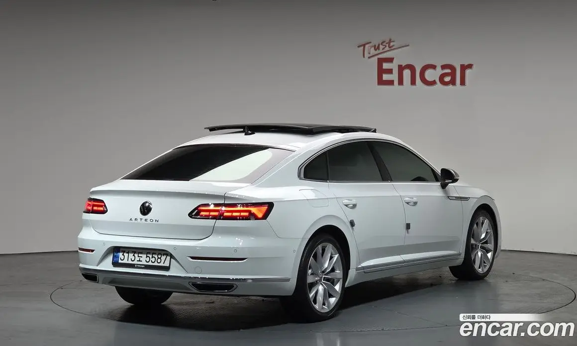 Volkswagen Arteon 2022 2.0 автомат (гидро), фото 1 Volkswagen Arteon 2022 2.0 автомат (гидро), фото 1
