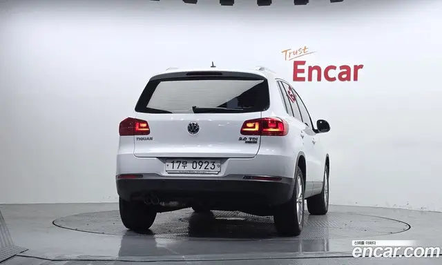 Volkswagen Tiguan 2015 2.0 автомат (гидро), миниатюра 4 Volkswagen Tiguan 2015 2.0 автомат (гидро), миниатюра 4