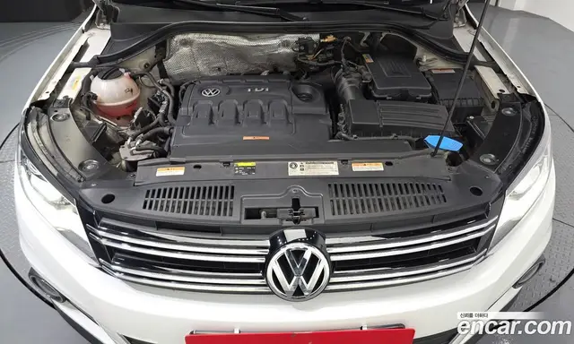 Volkswagen Tiguan 2015 2.0 автомат (гидро), миниатюра 6 Volkswagen Tiguan 2015 2.0 автомат (гидро), миниатюра 6