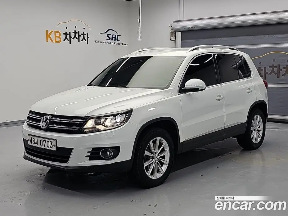 Volkswagen Tiguan 2015 2.0 автомат (гидро), фото 1 Volkswagen Tiguan 2015 2.0 автомат (гидро), фото 1