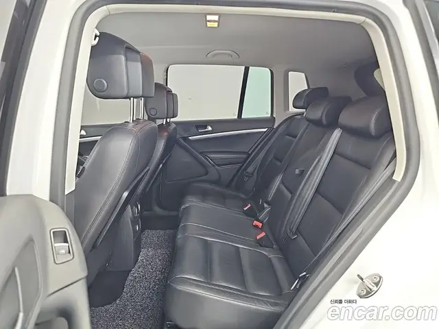 Volkswagen Tiguan 2015 2.0 автомат (гидро), миниатюра 12