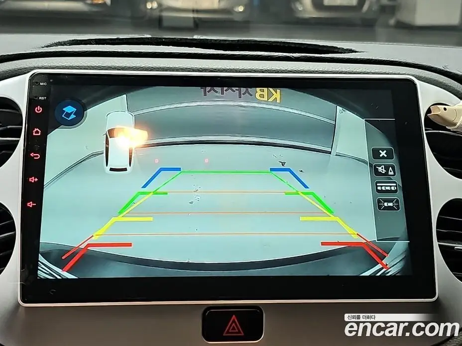 Volkswagen Tiguan 2015 2.0 автомат (гидро), фото 15 Volkswagen Tiguan 2015 2.0 автомат (гидро), фото 15