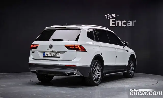 Volkswagen Tiguan 2020 2.0 автомат (гидро), миниатюра 2