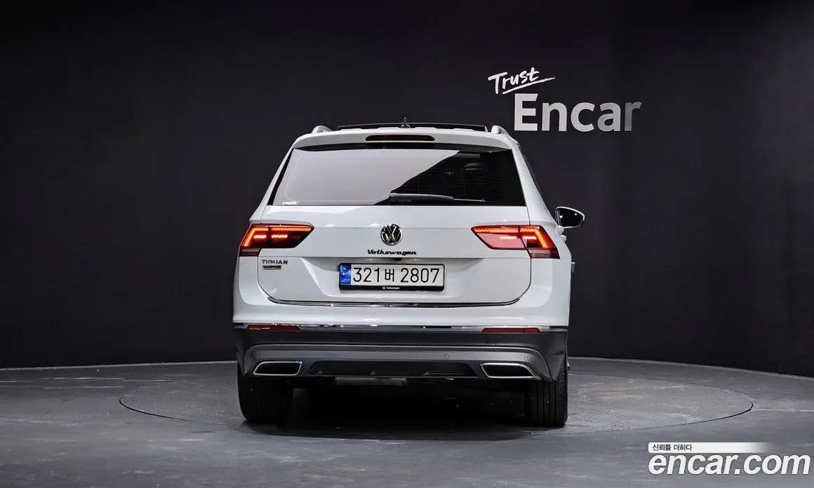 Volkswagen Tiguan 2020 2.0 автомат (гидро), фото 4