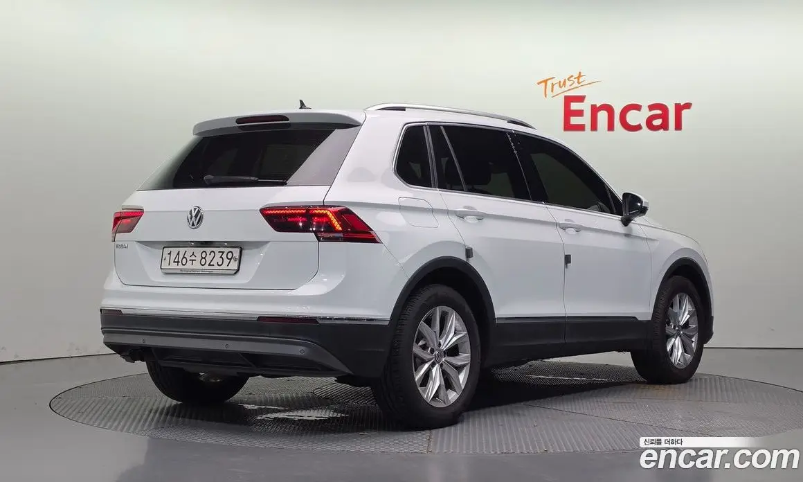 Volkswagen Tiguan 2020 2.0 автомат (гидро), фото 2 Volkswagen Tiguan 2020 2.0 автомат (гидро), фото 2