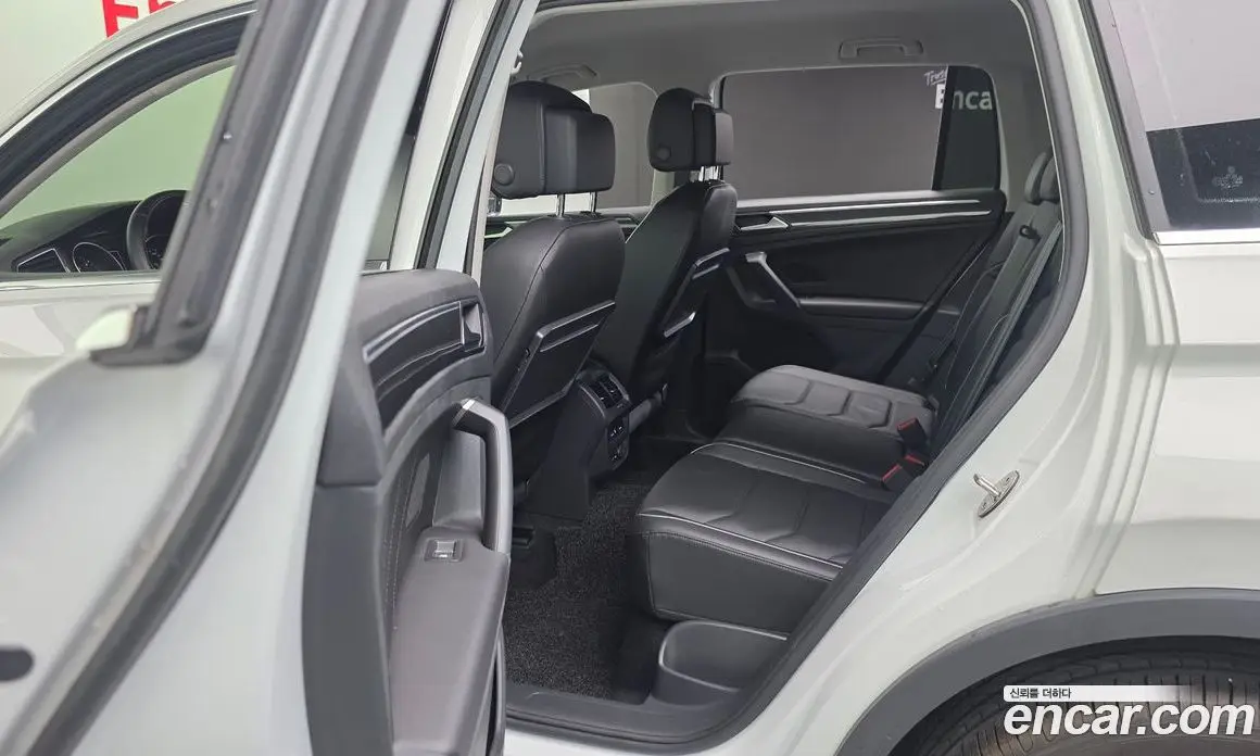 Volkswagen Tiguan 2020 2.0 автомат (гидро), фото 16 Volkswagen Tiguan 2020 2.0 автомат (гидро), фото 16